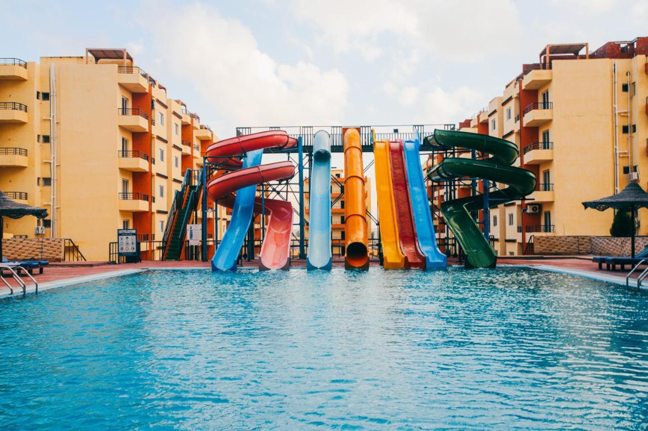 Hotel Retal View North Coast Aqua Park El-Alamein Exterior foto